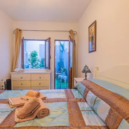 Apartment Sea & The *